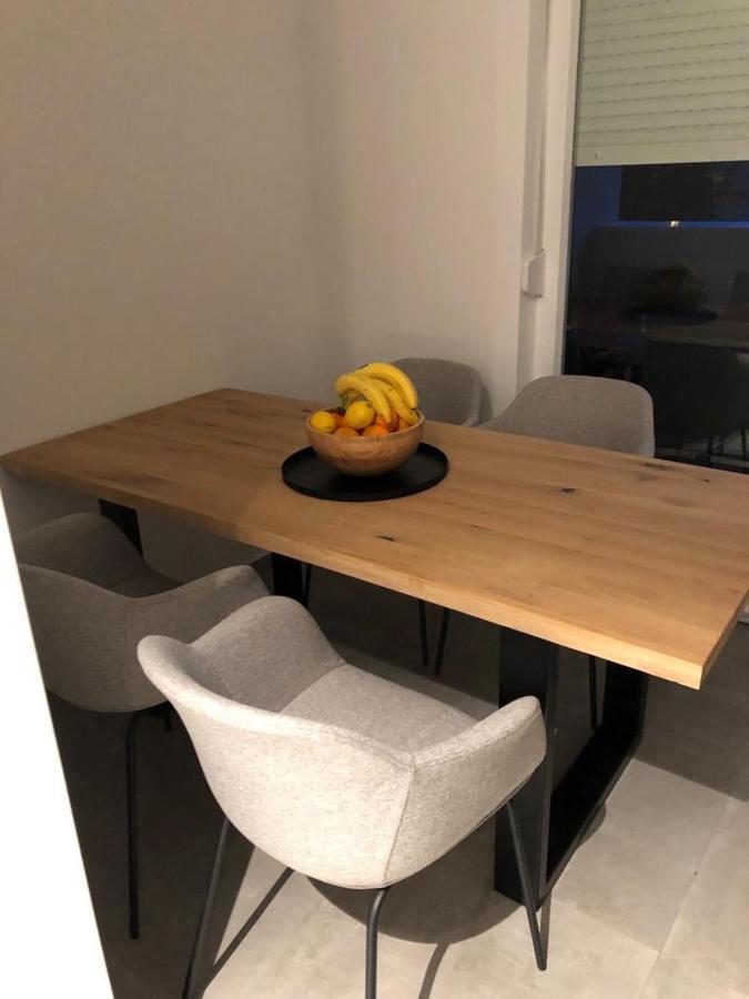 Spuzva Apartment โบรดาริตซา ภายนอก รูปภาพ