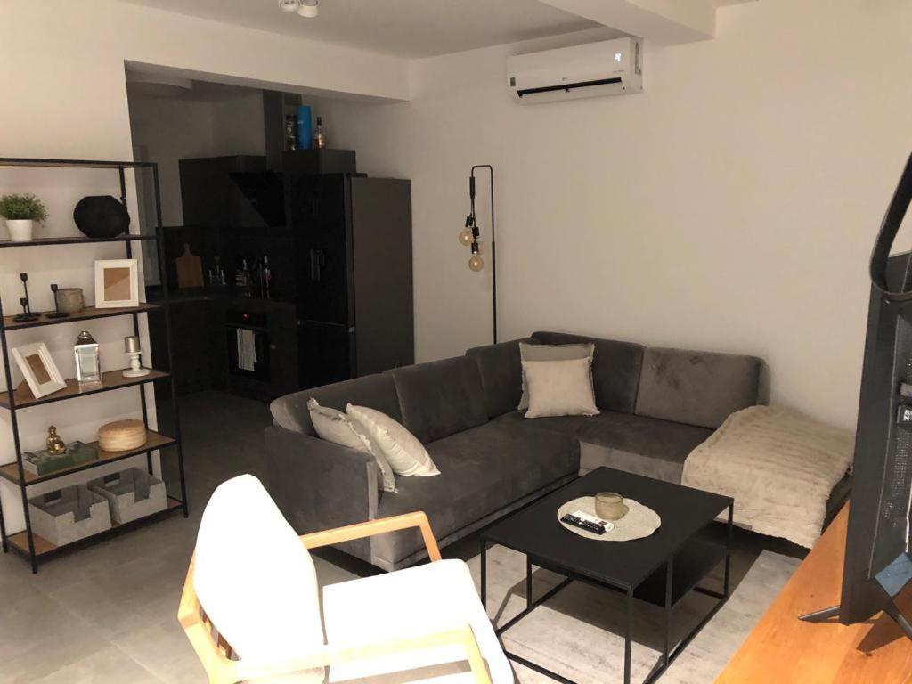 Spuzva Apartment โบรดาริตซา ภายนอก รูปภาพ