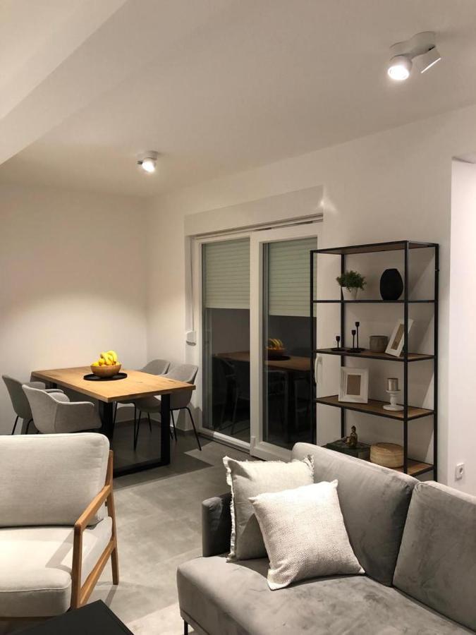Spuzva Apartment โบรดาริตซา ภายนอก รูปภาพ